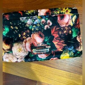 Steve Madden Floral Clutch handbag. Used twice.